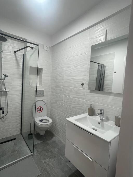 Sky Residence Airport Otopeni 12 外观 照片